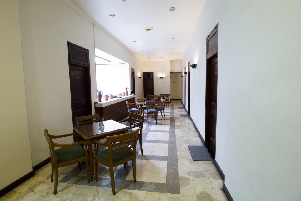 Reddoorz @ Dago Bandung Exterior foto